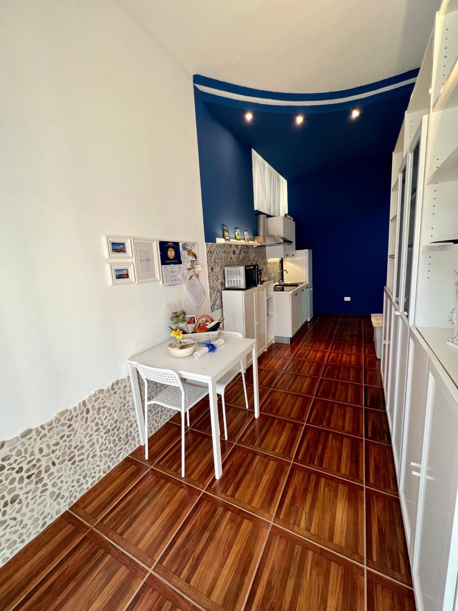 Casadamare Holiday Home Giovinazzo Eksteriør bilde
