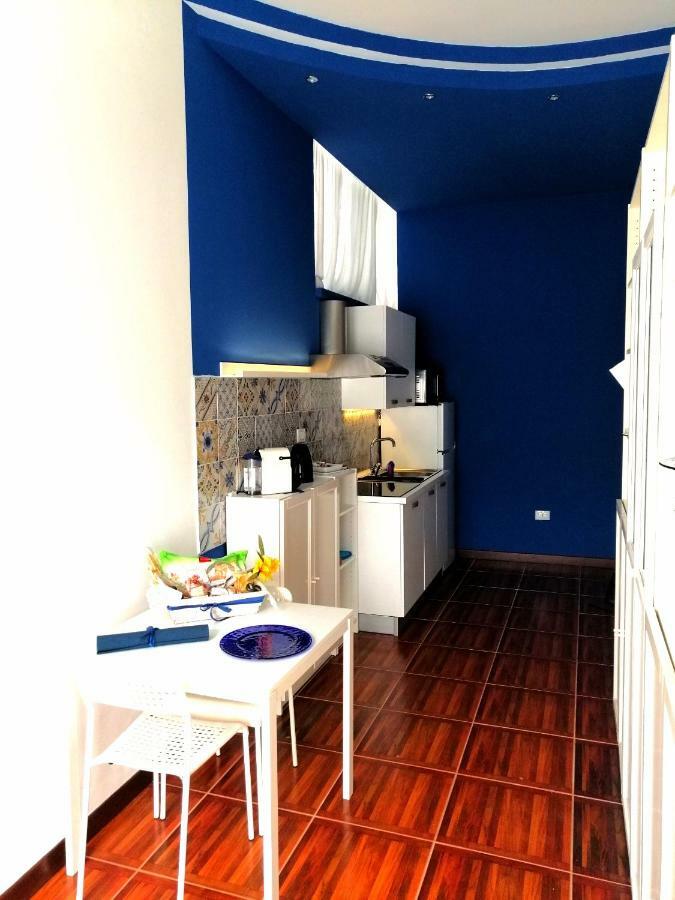 Casadamare Holiday Home Giovinazzo Eksteriør bilde